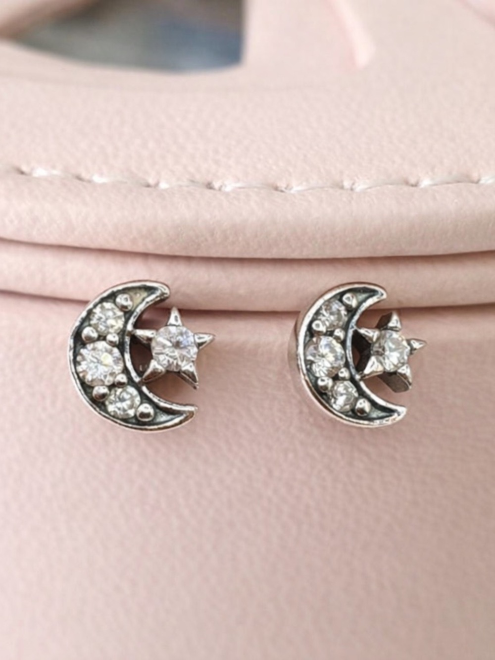 PANDORA Jewelry Stud Earrings Silver Moon & Star w/Box🌙 🌟